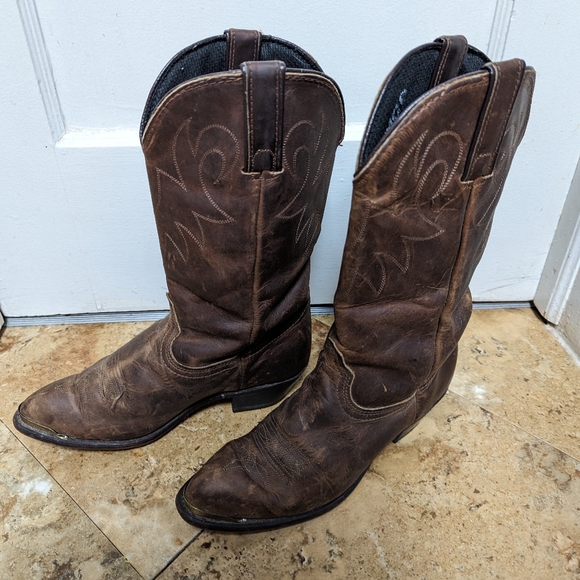 Durango Distressed boots 7W - Picture 5 of 9